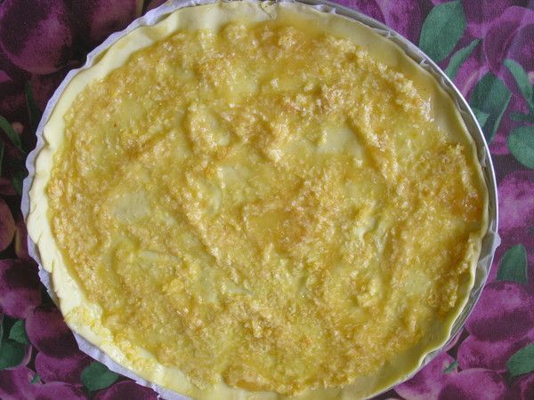 Tarte feuilletée aux pêches de vigne ( étape 1)